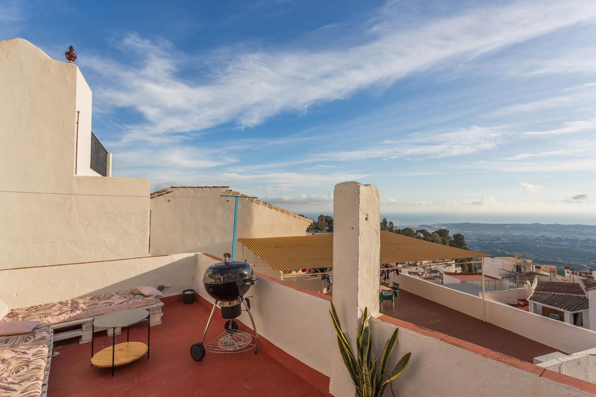 Cute Andalusian Townhouse With Terrace And Views. Apartament *